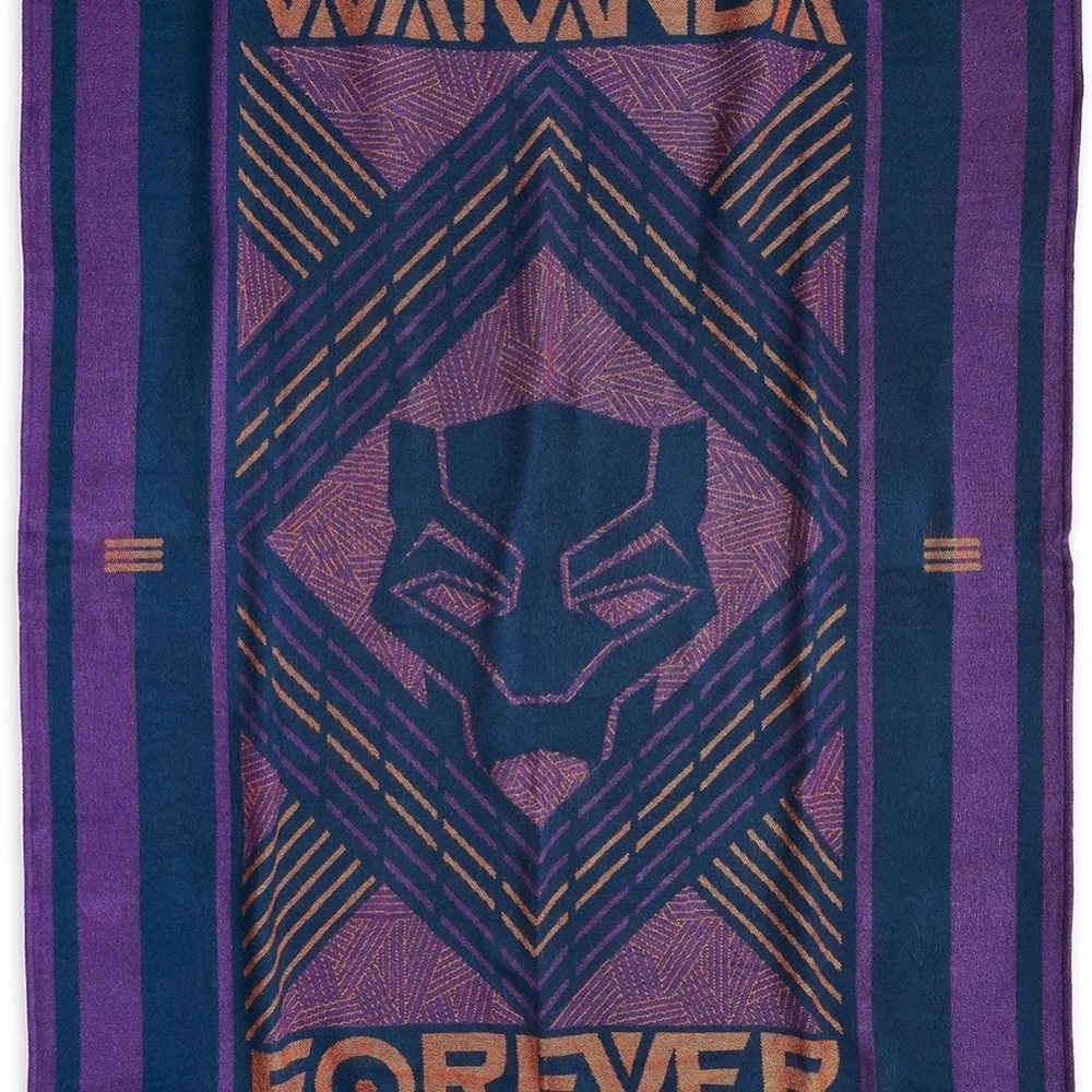 Marvel Black Panther throw blanket